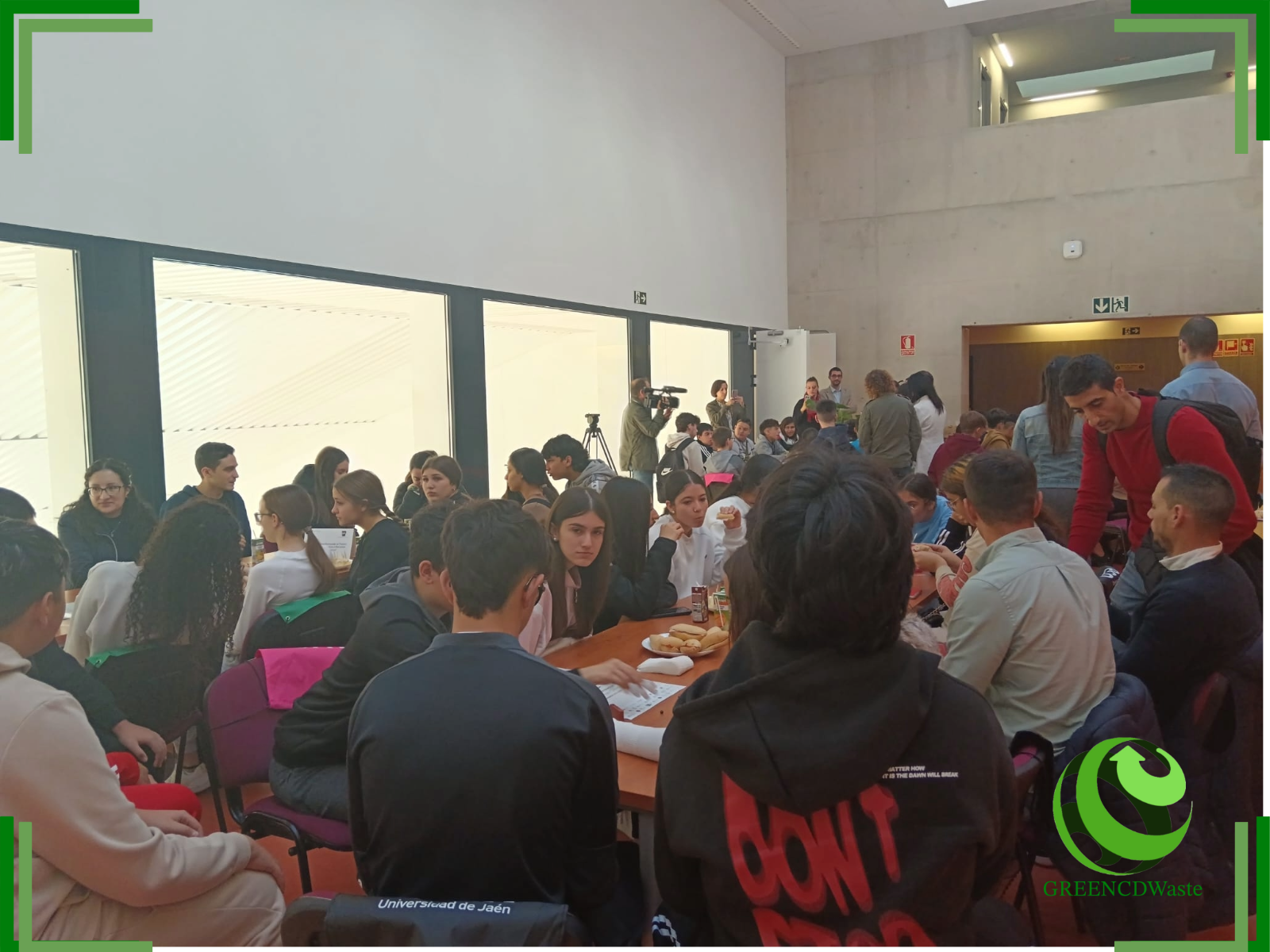 19.1. Café con ciencia 2024